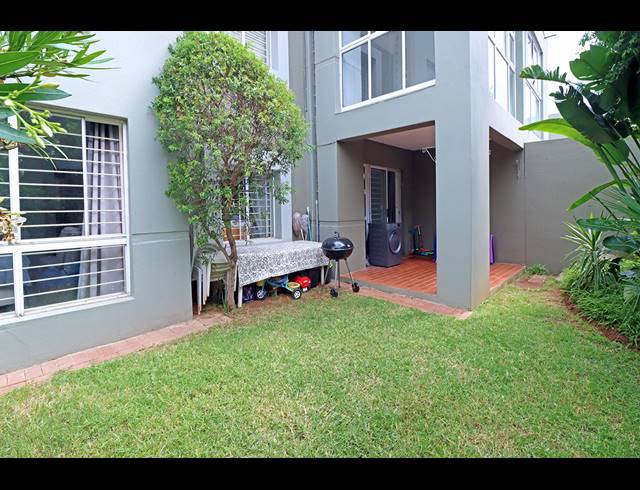 2 BEDROOM SECTIONAL TITLE FOR SALE IN GLENHAZEL